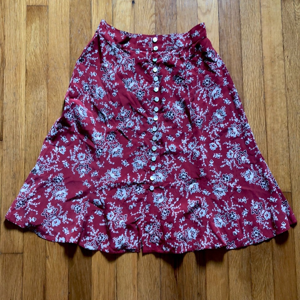 Perfect 90’s vintage silk floral skirt